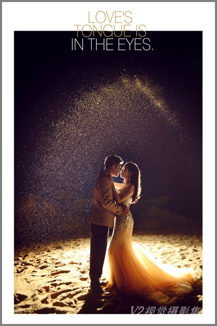 V2视觉婚纱摄影,自己拍照怎么拍复古婚纱写真