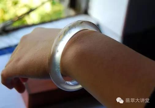 这8位读者的B货手镯总共被骗242万！