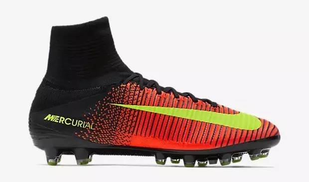 欧洲杯球星穿的球鞋,2021欧洲杯身价最贵队