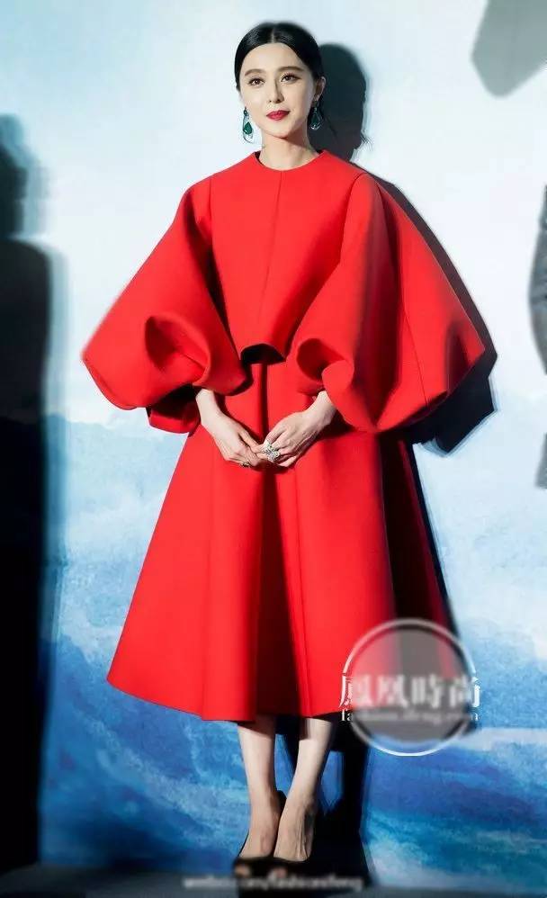 范冰冰和angelababy红毯 (范冰冰angelababy 同台)