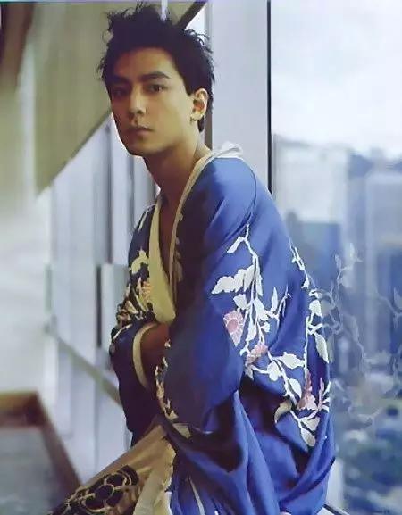 魔兽里有吴彦祖吗 (魔兽电影里哪个是吴彦祖)