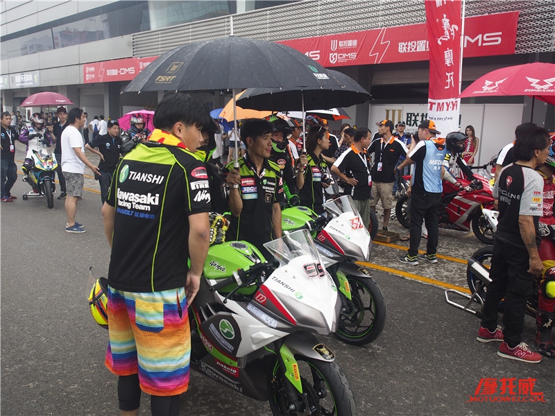 考NMB来赛车!CMBC全国摩托车场地锦标赛约战京城!