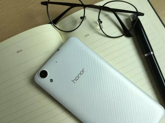 荣耀畅玩5a换电池要多少钱,荣耀畅玩5A试玩