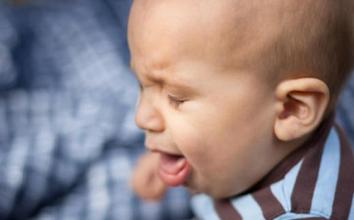 7天宝宝呛奶,七天的婴儿呛奶