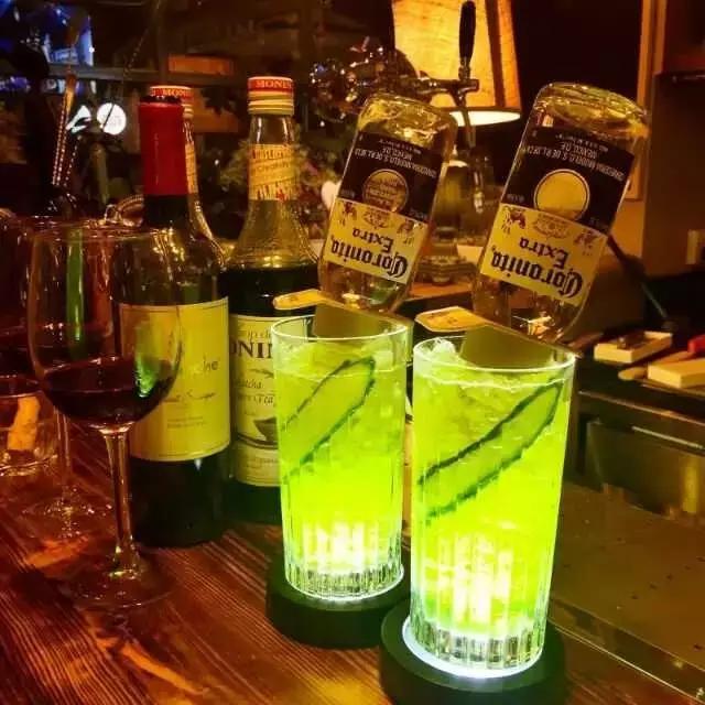 欧洲杯酒馆,欧洲杯酒吧看球视频