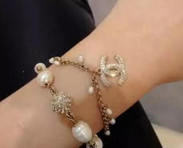 有质感的单品有哪些,一件高品质单品展现你的精致品位