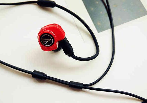 非传统amd显卡,im70换带麦线评测