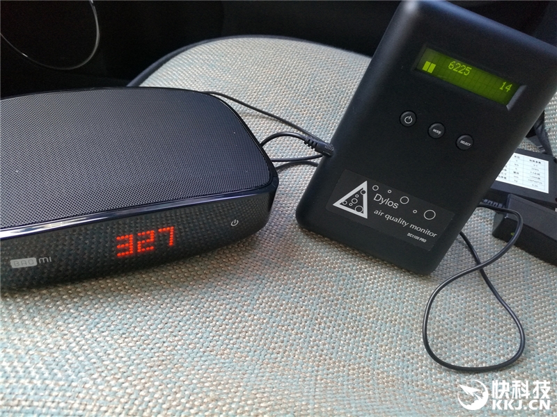 睿米车载空气净化器评测,豹米空气净化器显示多少达标