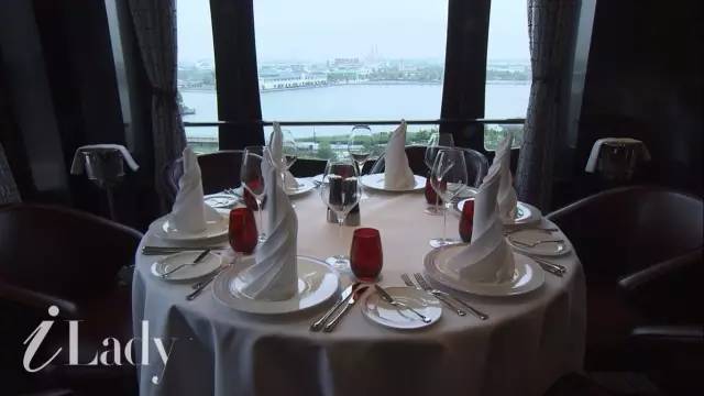 迪士尼不能带自拍杆个人怎么拍照,去上海迪士尼可以带自拍杆进去吗