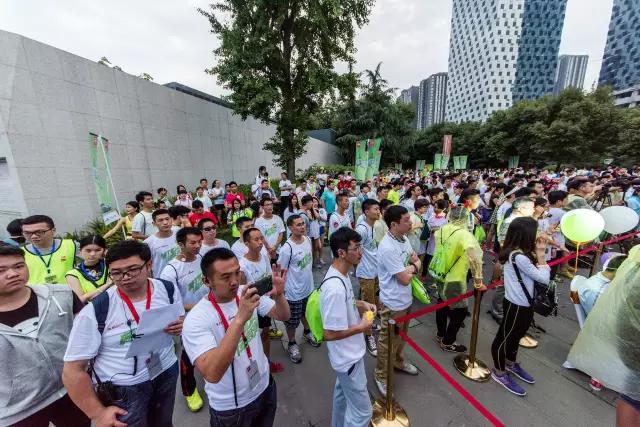 欧洲杯为什么有很多人熬夜观看,thehot