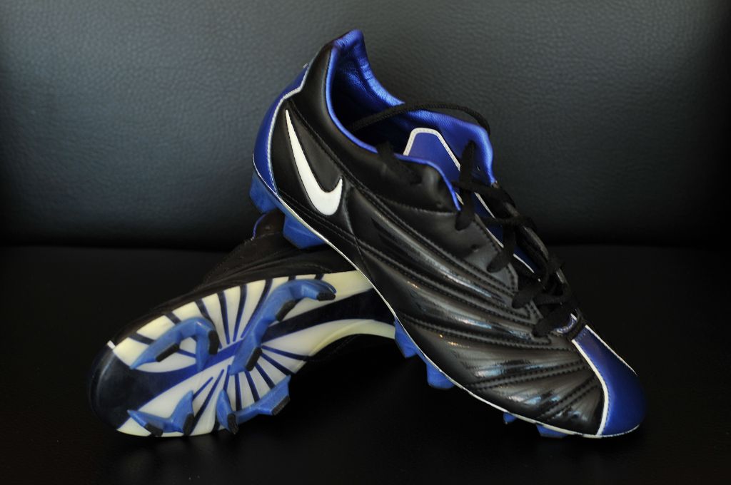 耐克足球鞋刺客纪念款解析,耐克足球鞋刺客进化史
