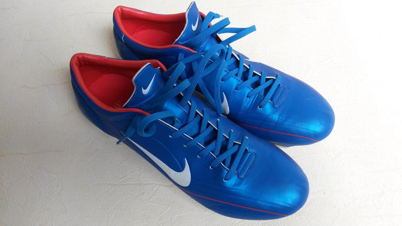 耐克足球鞋刺客纪念款解析,耐克足球鞋刺客进化史