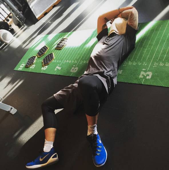 余文乐都穿什么鞋,余文乐鞋子盘点