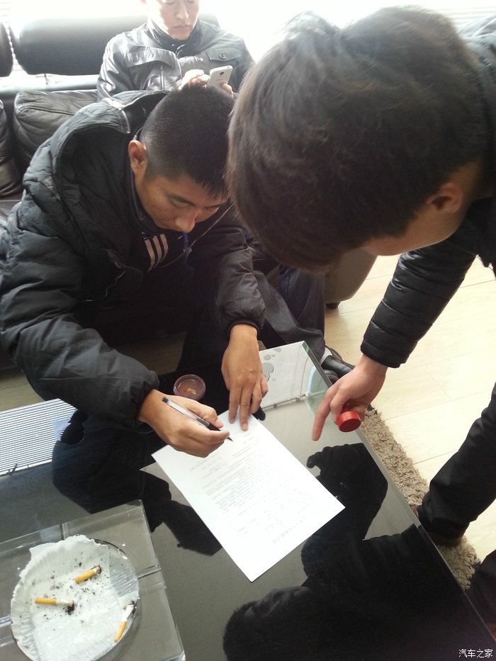 普拉多4000和兰德酷路泽4000油耗,lc250普拉多2.4t百公里油耗