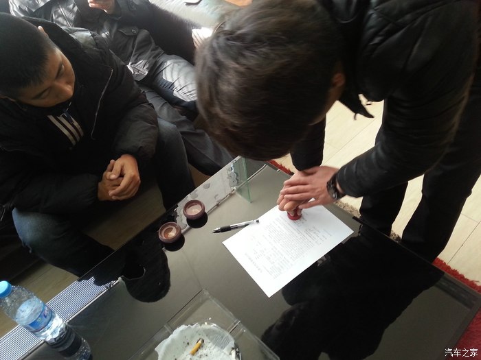 普拉多4000和兰德酷路泽4000油耗,lc250普拉多2.4t百公里油耗