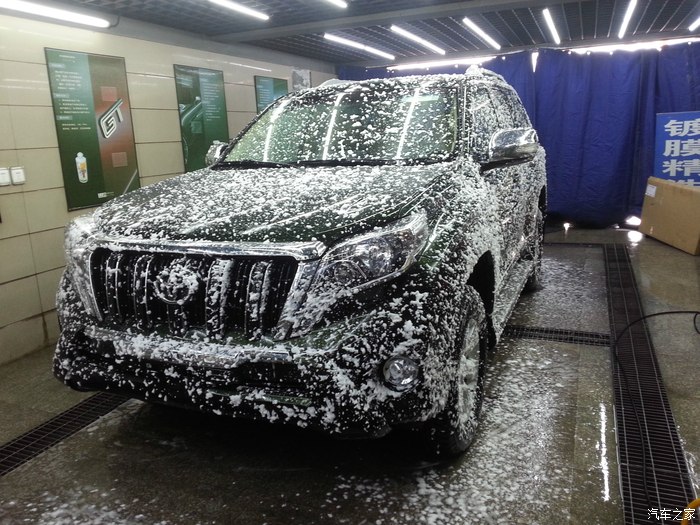 普拉多4000和兰德酷路泽4000油耗,lc250普拉多2.4t百公里油耗