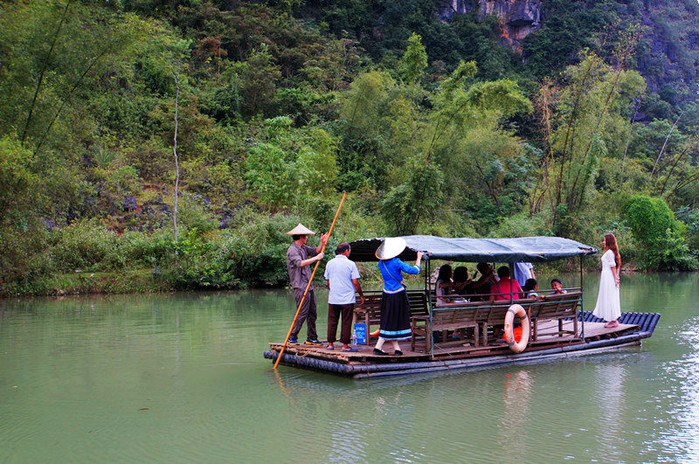 巴马世界旅居圣地,广西巴马长寿圣殿图片