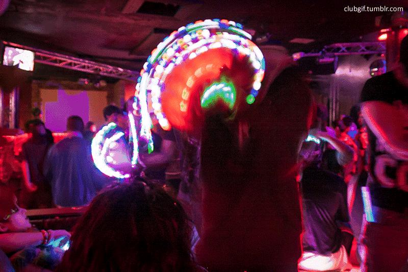 荧光纹身与鸽子血纹身,炫酷的荧光纹身