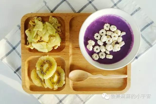 淡奶油吐司早餐做法,吐司鸡蛋淡奶油咸味早餐