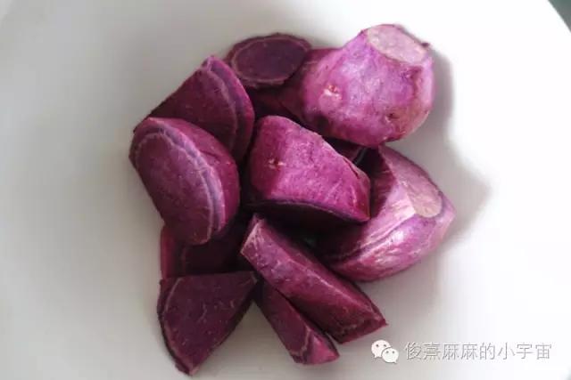 淡奶油吐司早餐做法,吐司鸡蛋淡奶油咸味早餐