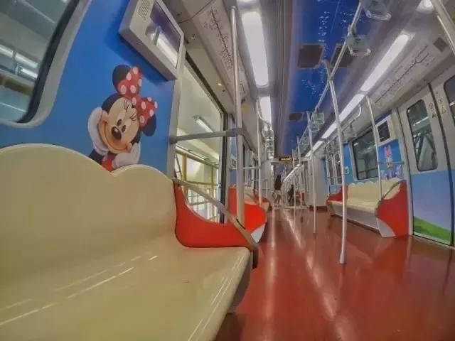 上海迪士尼春季巡游火车 (迪士尼上海开放时间表)