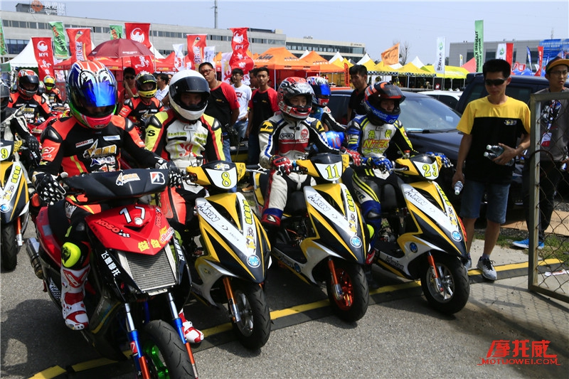 考NMB来赛车!CMBC全国摩托车场地锦标赛约战京城!