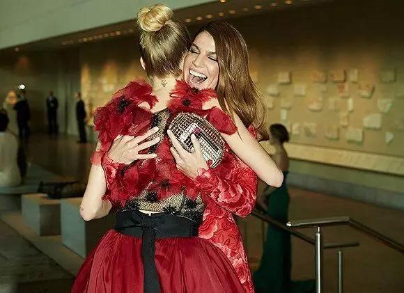 gucci包上的双蝴蝶结怎么系,gucci蝴蝶结系法图解