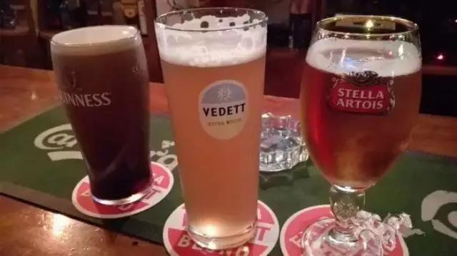 欧洲杯酒馆,欧洲杯酒吧看球视频