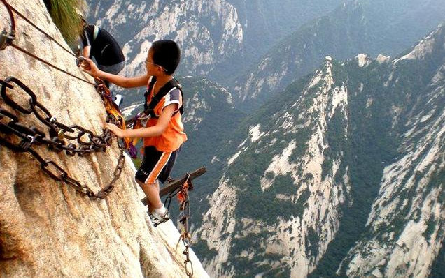 一日登华山尽览奇险天下第一山,奇险天下第一山华山视频