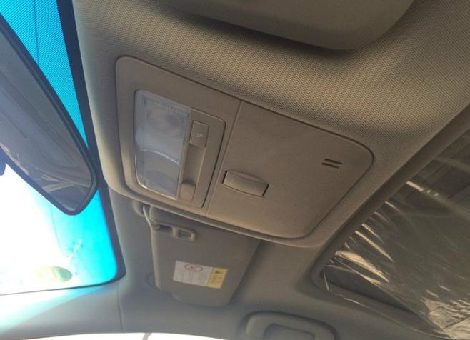 别克英朗20空间,英朗空间坐人实测