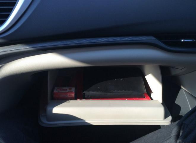 别克英朗20空间,英朗空间坐人实测