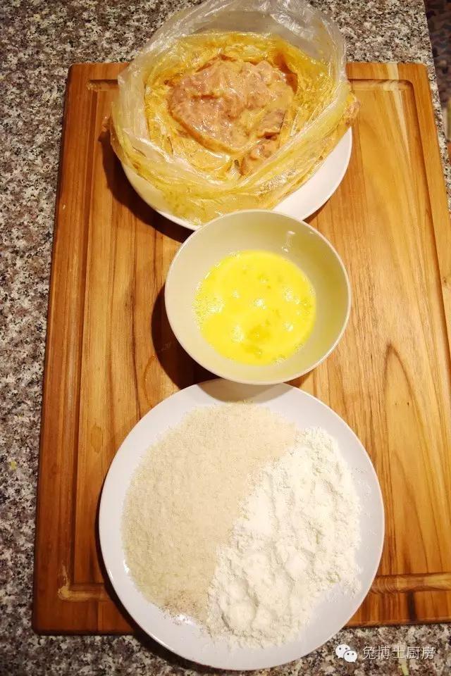 日式猪排饭的正确吃法,日式猪排饭商用的做法