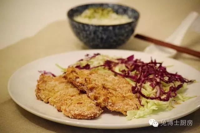 日式猪排饭的正确吃法,日式猪排饭商用的做法