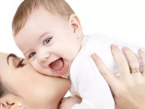 香港奶粉跟大陆买的进口奶粉区别,香港奶粉和大陆奶粉区别