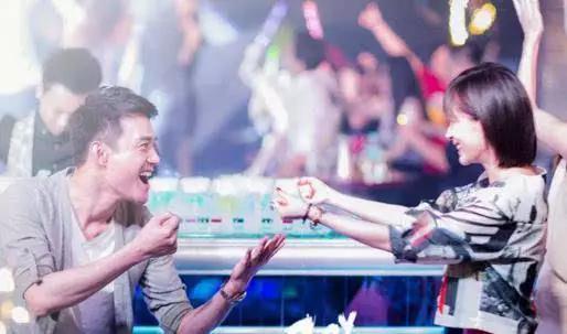 濂藉厛鐢熸洸绛辩弧,鏇茬缁″瘜瀹跺コ