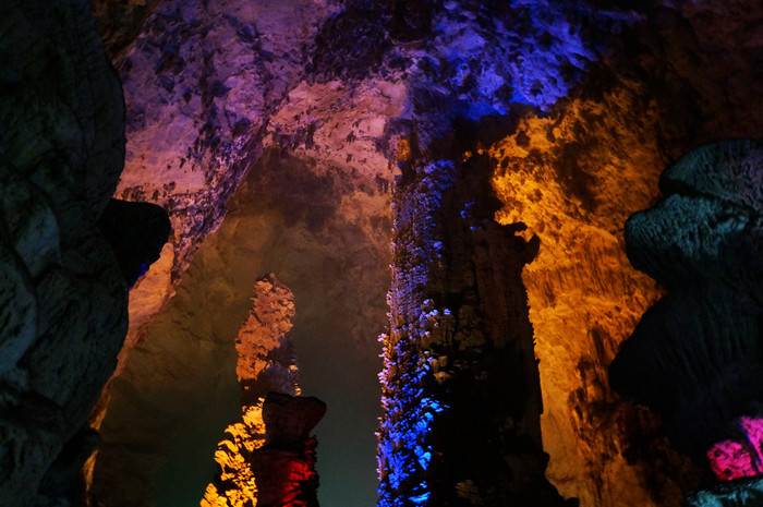 巴马世界旅居圣地,广西巴马长寿圣殿图片