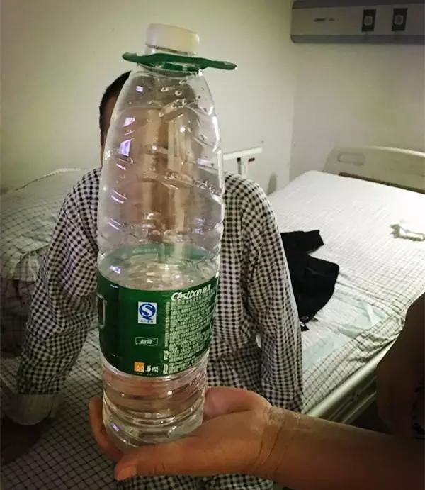 误饮油漆稀释剂,男子误把油漆当饮料喝