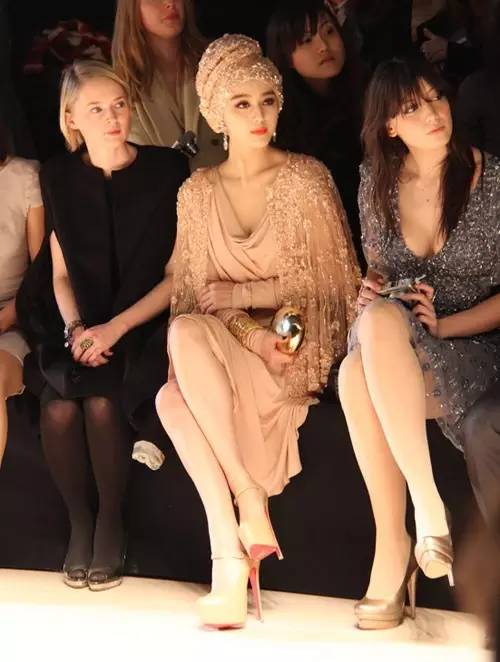 范冰冰和angelababy红毯 (范冰冰angelababy 同台)