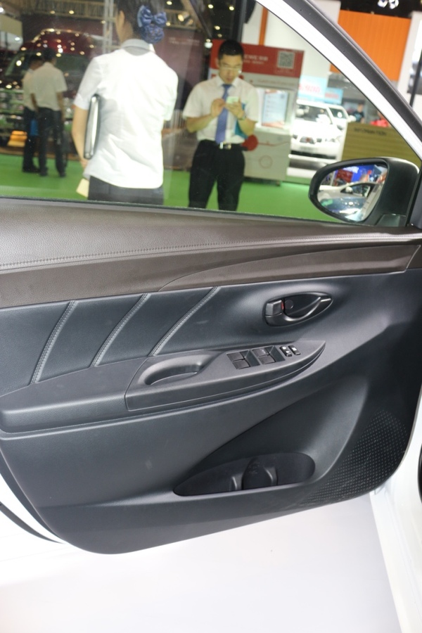 目前丰田车最值得购买哪一款,3万最便宜的丰田车是哪款