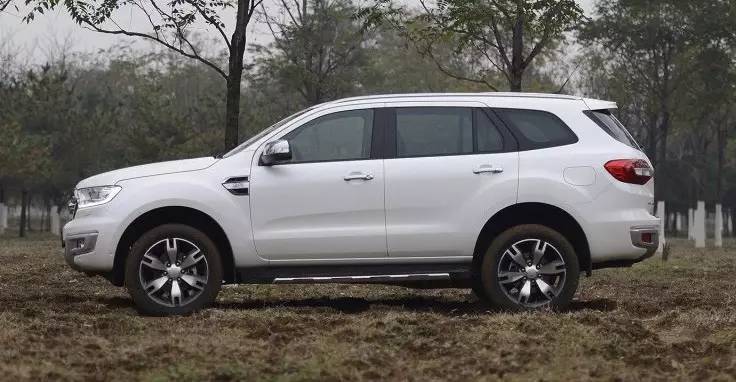 福特撼路者VS丰田汉兰达,新款撼路者vs探险者