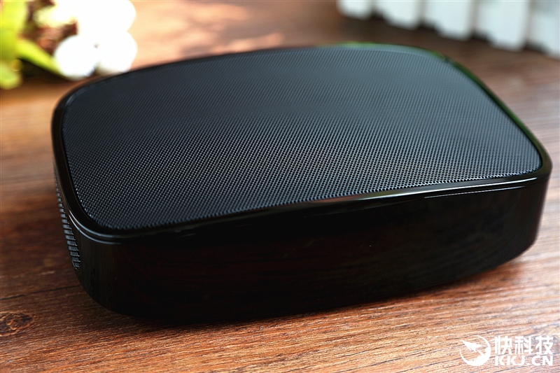 睿米车载空气净化器评测,豹米空气净化器显示多少达标