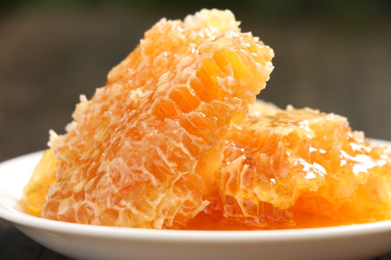 这年头哪里有什么真爱,现在哪里还有真爱