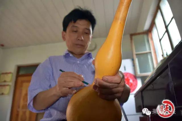 莱芜人的一天：农民陈功宝的“葫芦世界”！