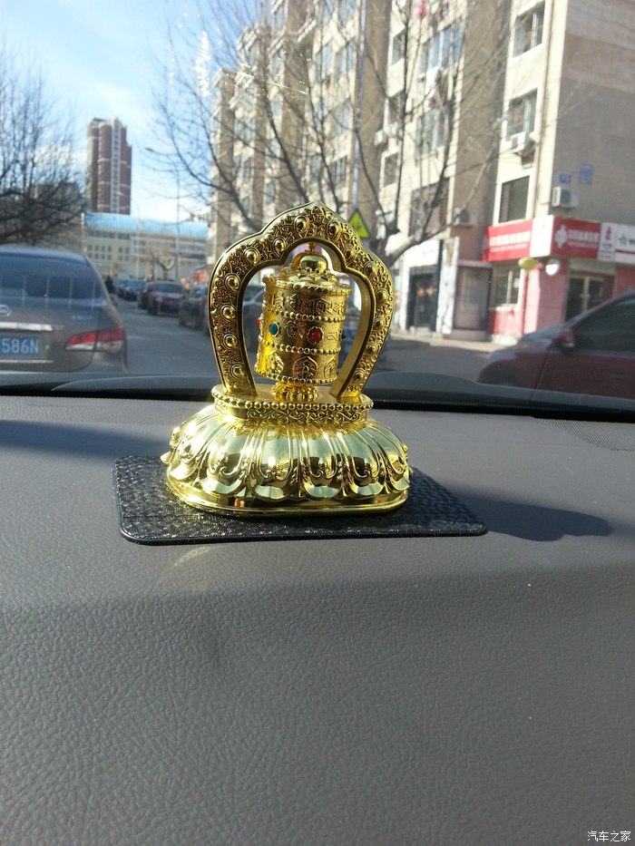 普拉多4000和兰德酷路泽4000油耗,lc250普拉多2.4t百公里油耗