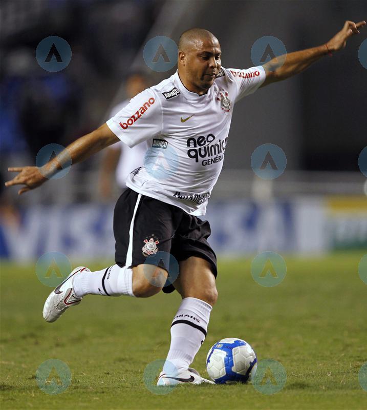 耐克足球鞋刺客纪念款解析,耐克足球鞋刺客进化史