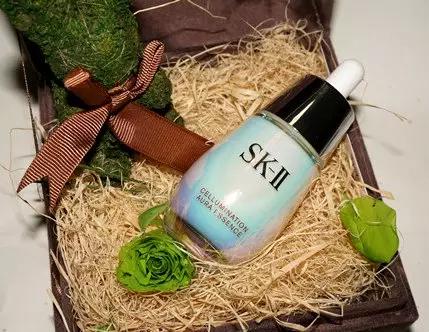 美白保湿精华推荐平价,补水美白精华效果最好的护肤品