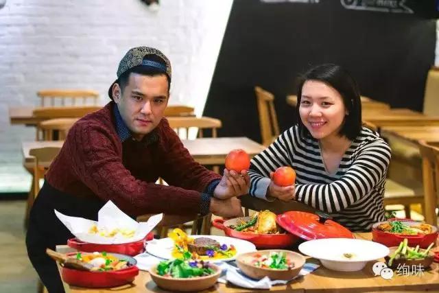 牛津MBA毕业卖榴莲流奶牛角包,名校基因注入街头小吃