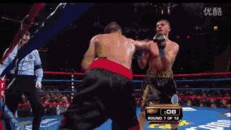 垂下双臂依然让对手血溅五步，阿根廷探戈杀手拳风华丽完爆梅威瑟