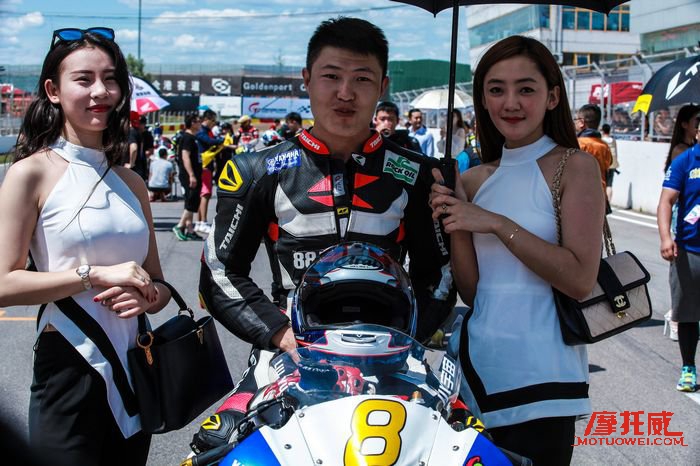 考NMB来赛车!CMBC全国摩托车场地锦标赛约战京城!