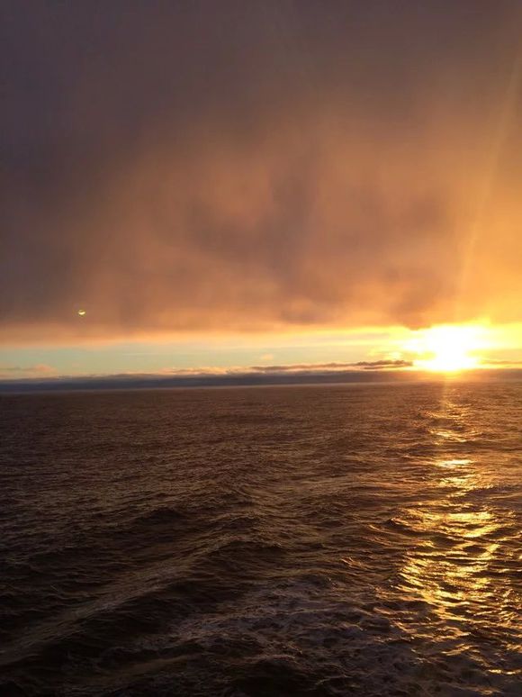 我是远洋渔民，爱钓鱼，更爱周游世界